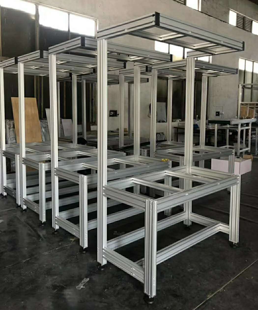铝型材料机架加工材料质量会影响稳定性-北京友安虚拟现实应用有限公司